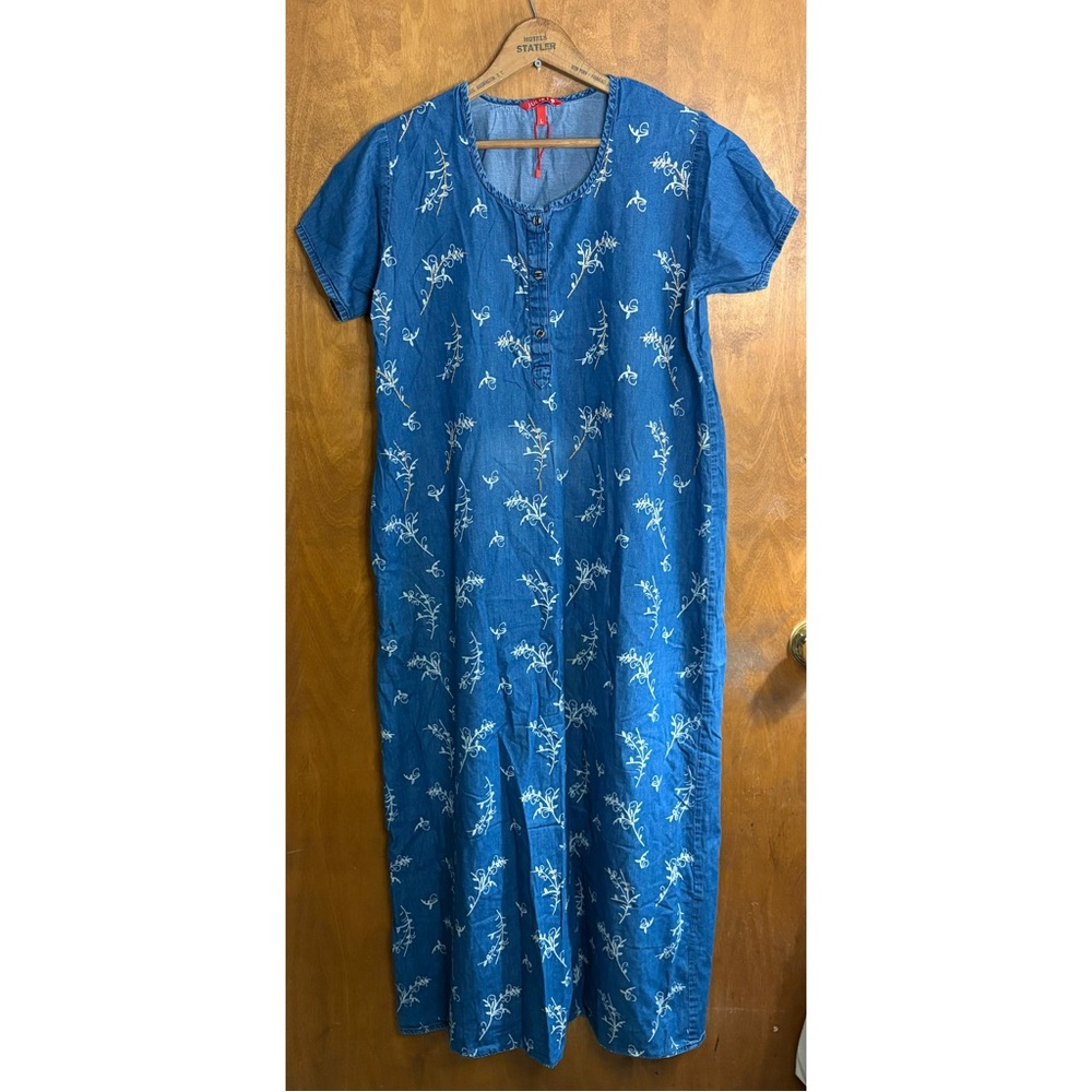 Vintage Blue Denim Maxi Dress Floral Embroidered Y2K 90s Boho Western Rodeo Mod